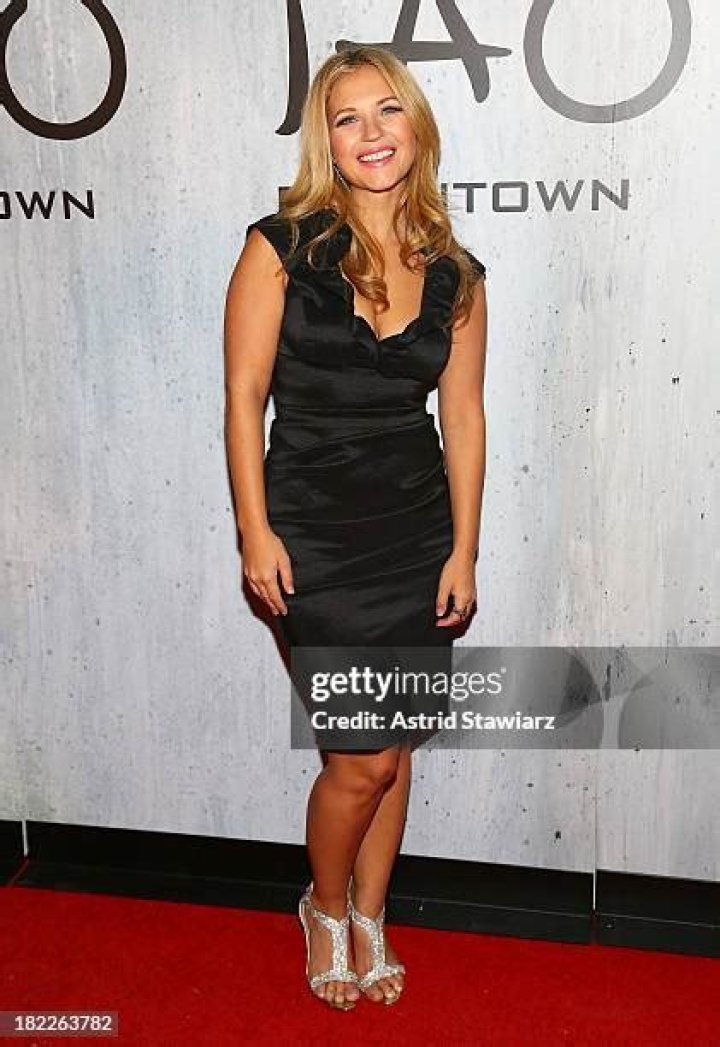 Vanessa Ray